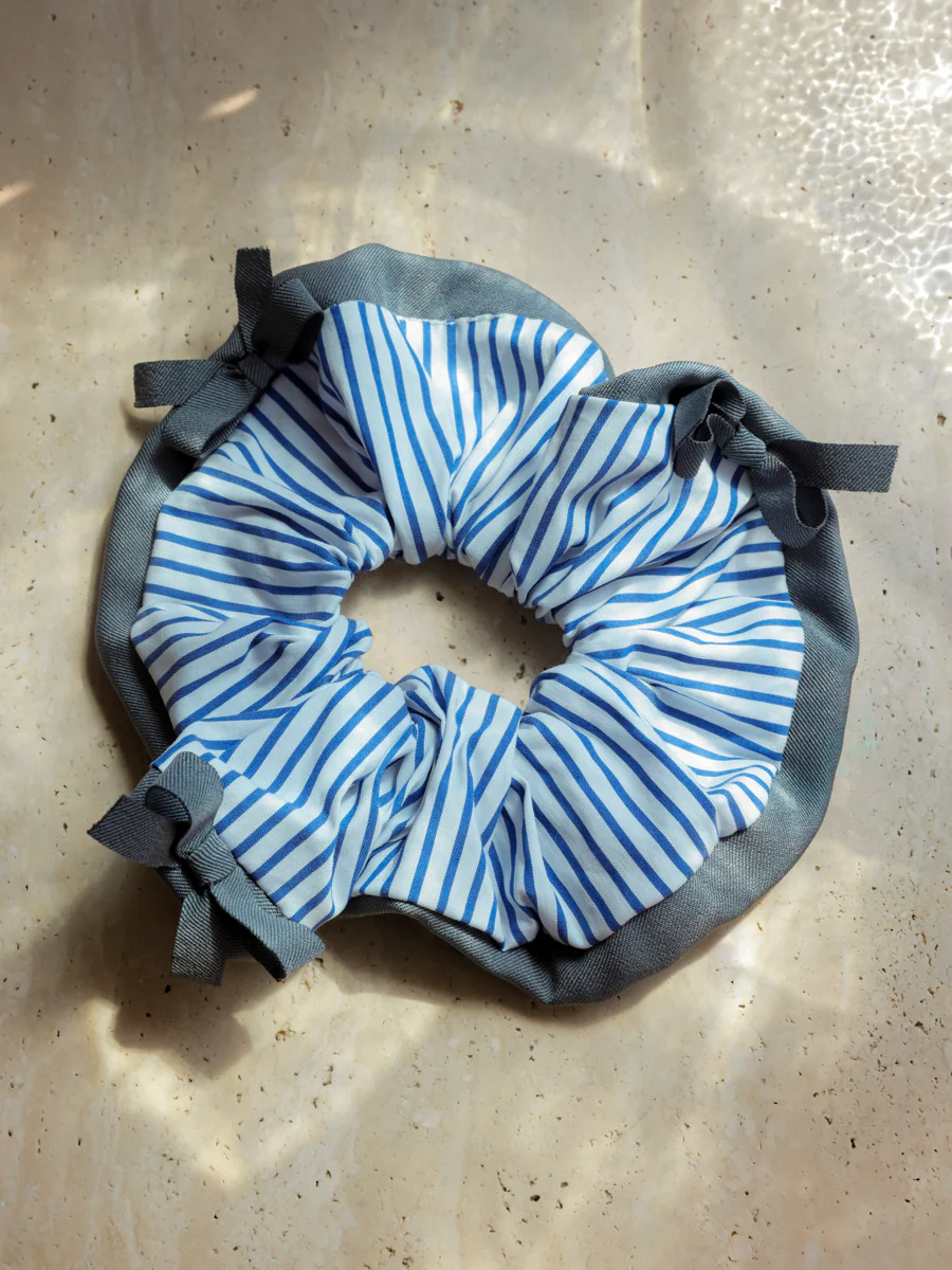Bow Dream Navy-striped Scrunchie