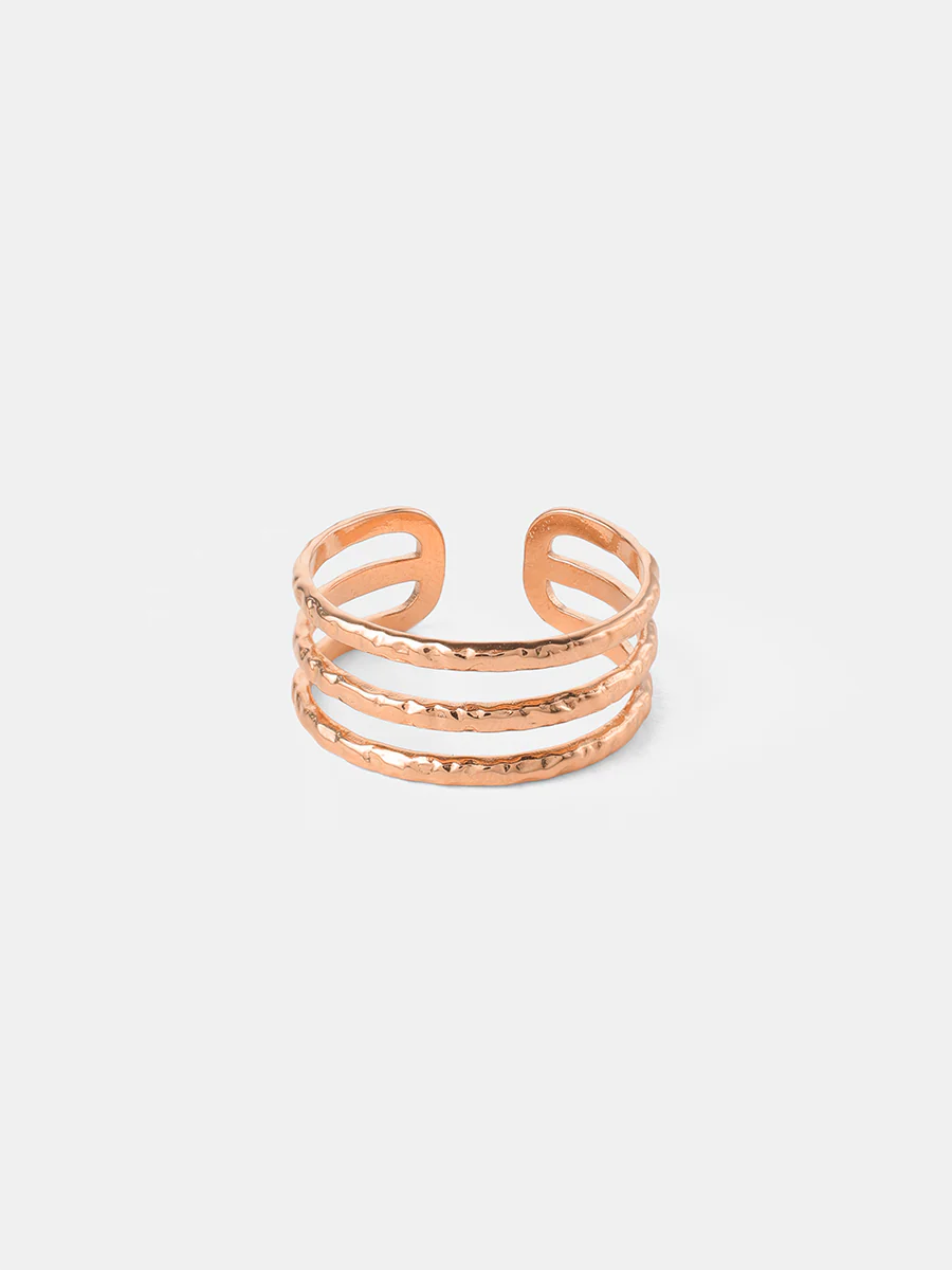 Delicate Trio Ring - Image 5