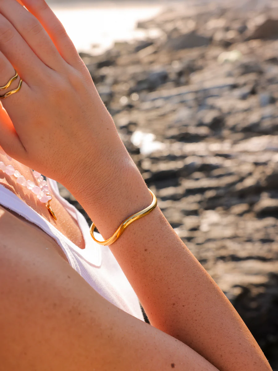 Dreamy Wave Armcuff - Image 2