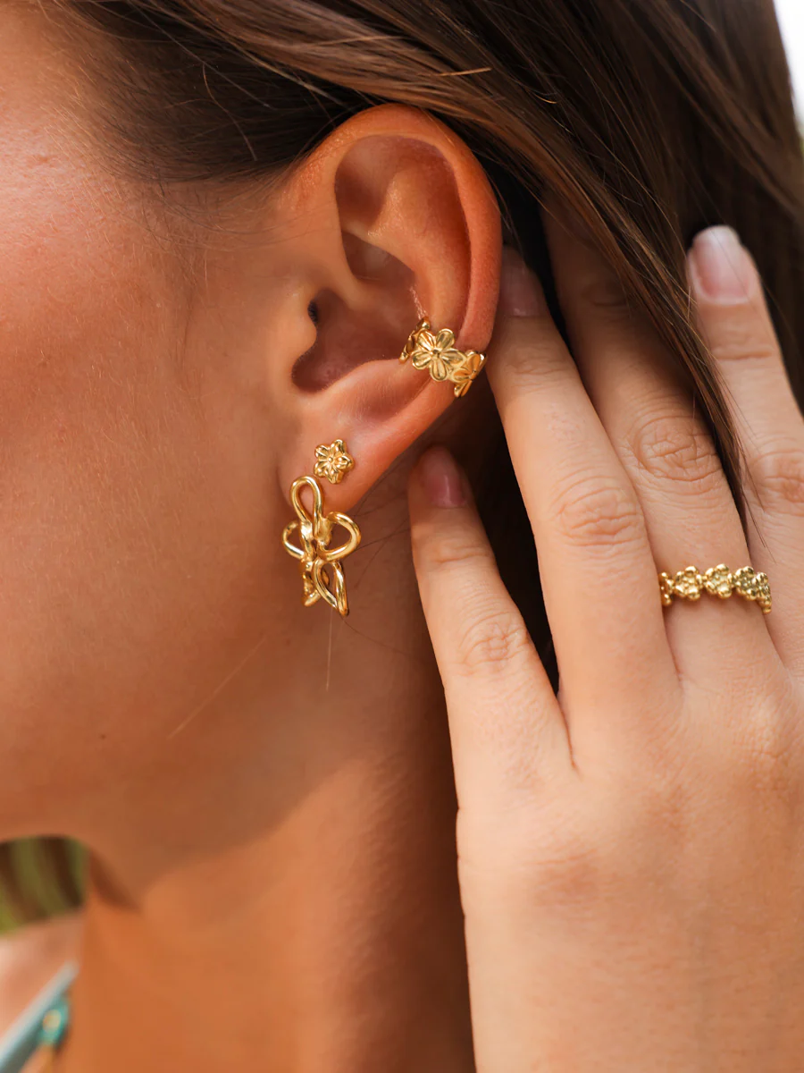 Floral Elegance Earcuff - Image 2