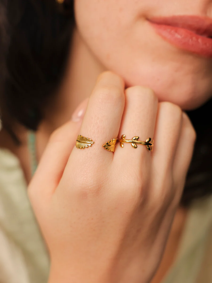 Leaf Embrace Ring - Image 3