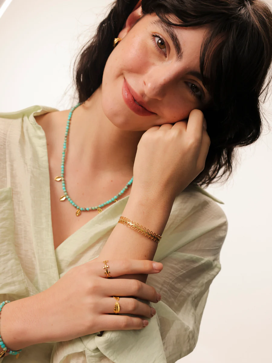 Leaf Embrace Ring - Image 8