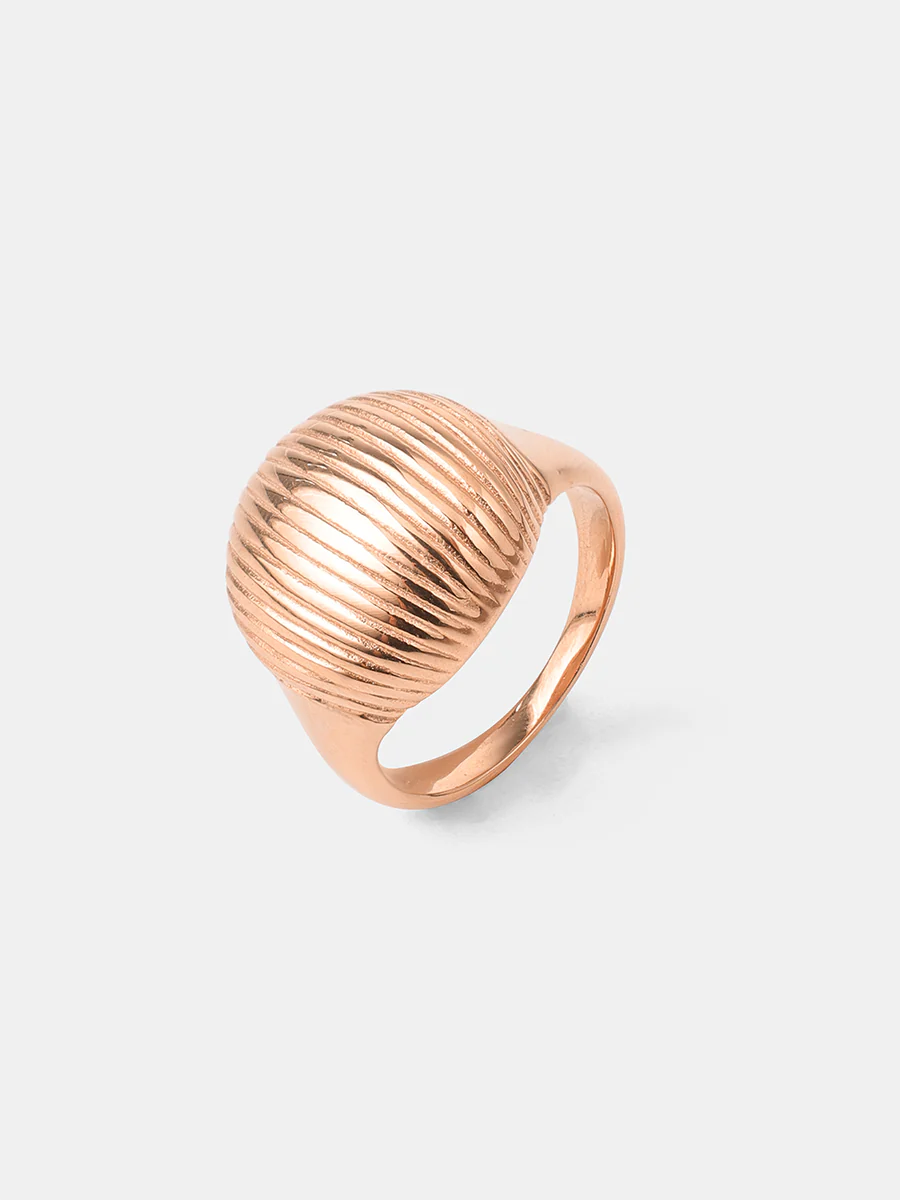 Sculpted Shine Ring - Image 5