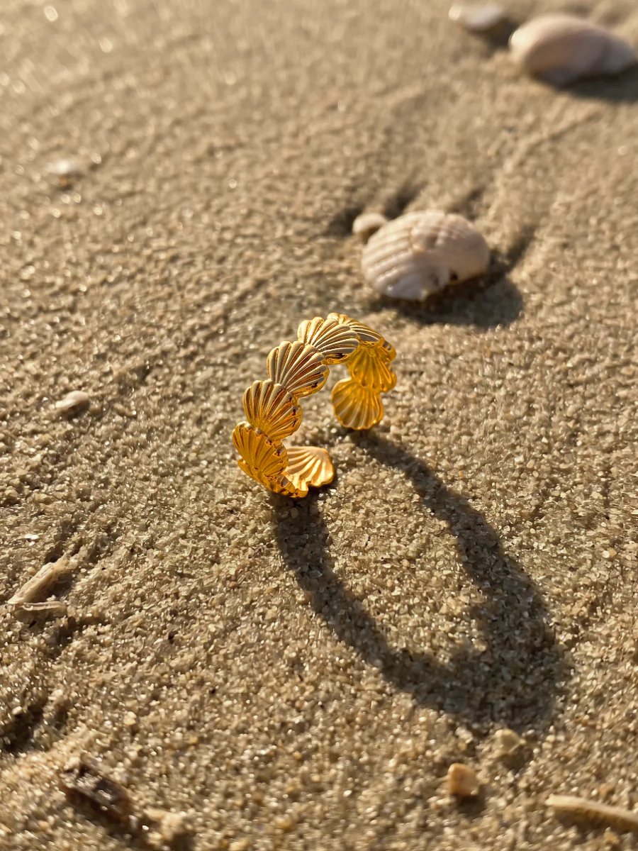 Seashell Whisper Ring - Image 4