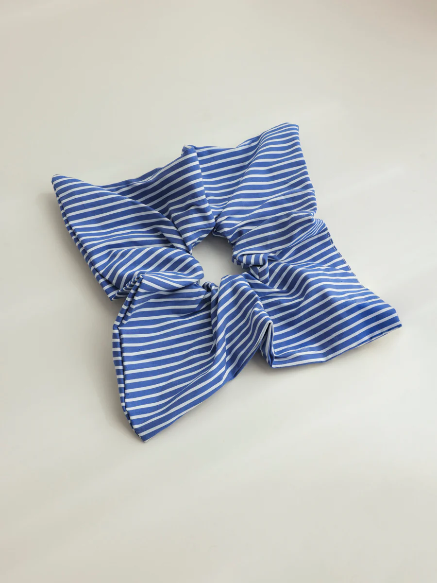 Striped Wave Navy-striped Scrunchie
