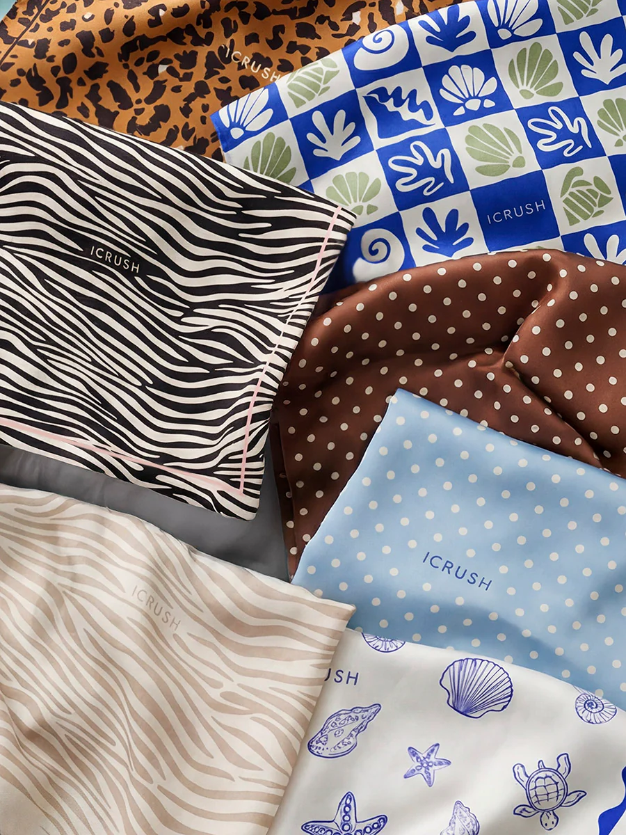 Vintage Dot Blue Tuch - Image 4